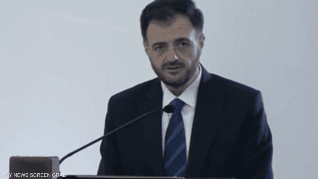 منتظر في الدور.. وزير الاتصالات السوري يحصد تفاعلا كبيرا وزير الاتصالات السوري عبد السلام هيكل
