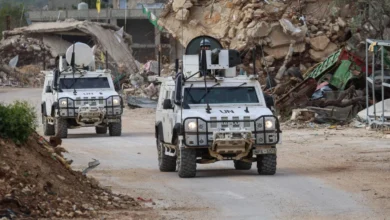 دورية لقوات «يونيفيل» في بلدة كفركلا الحدودية جنوب لبنان 6 أبريل الجاري (أ.ف.ب)