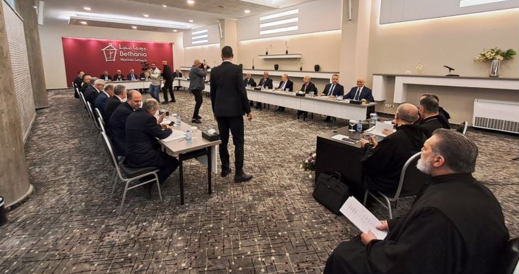 الراعي و25 نائبا مارونيا في رياضة صوم في بيت عنيا رياضة الصوم 2025