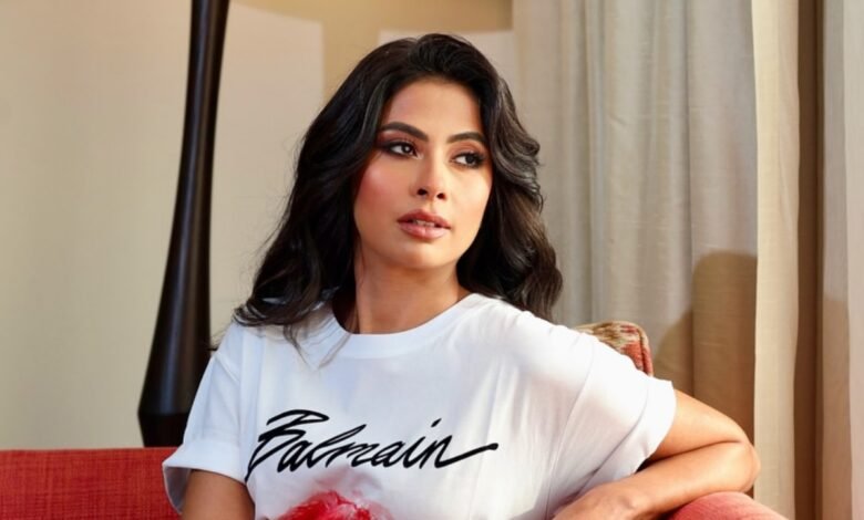 الفنانة روبي