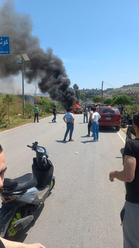 عاجل (صورة) غارة على سيارة على طريق كوثرية السياد - الشرقية في جنوب لبنان
