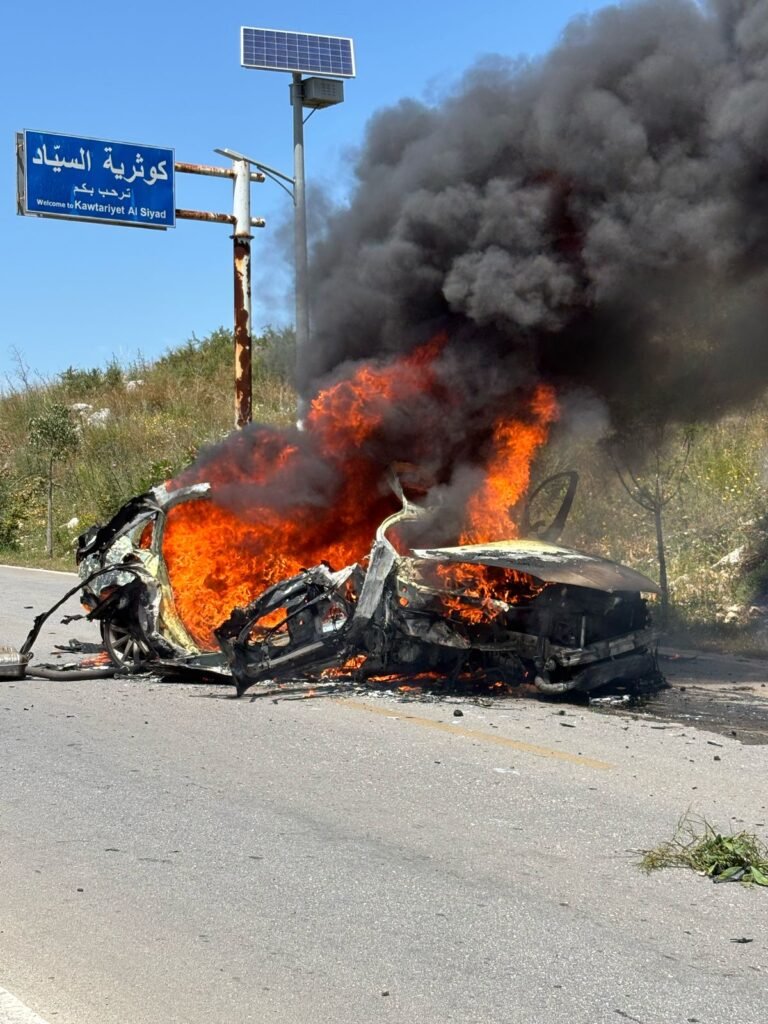 غارة على سيارة على طريق كوثرية السياد - الشرقية في جنوب لبنان