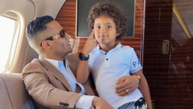 الفنان محمد رمضان وابنه
