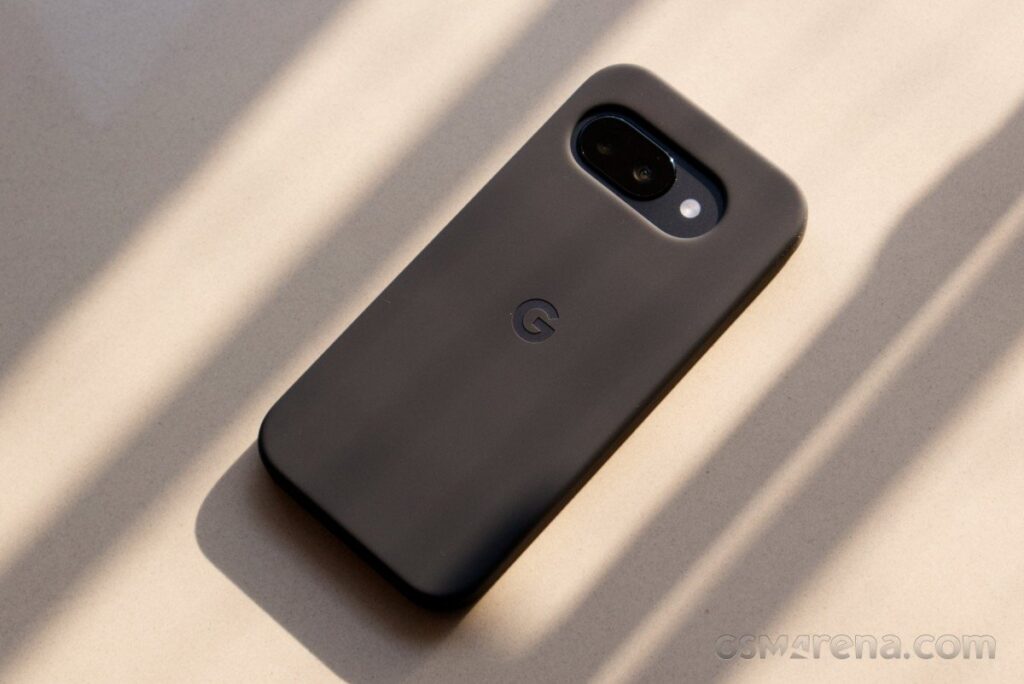 مراجعة هاتف Google Pixel 9a: تجربة البساطة والأداء المميز The Pixel 9a