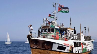 صورة أرشيفية من رحلة سابقة لسفينة تابعة لـ"أسطول الحرية"